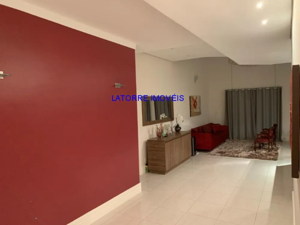Casa, 2 quartos, 318 m² - Foto 17