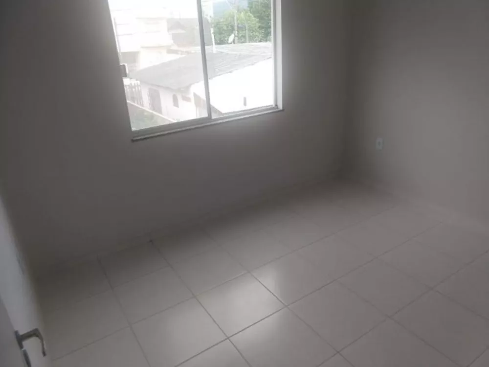 Sobrado à venda com 2 quartos, 60m² - Foto 3