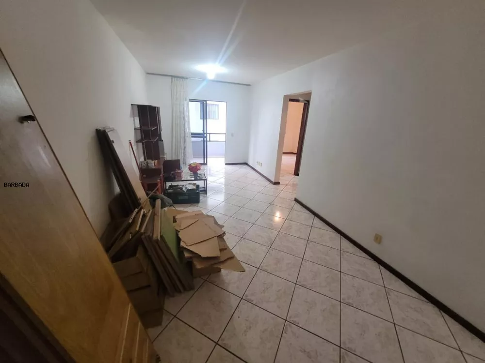 Apartamento à venda com 2 quartos, 75m² - Foto 15