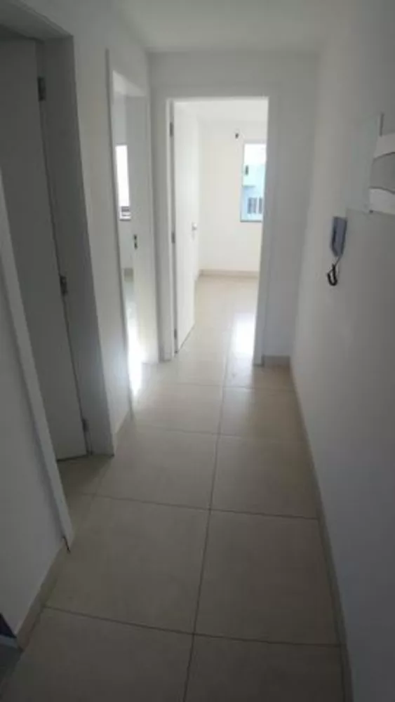 Apartamento à venda com 2 quartos, 65m² - Foto 4