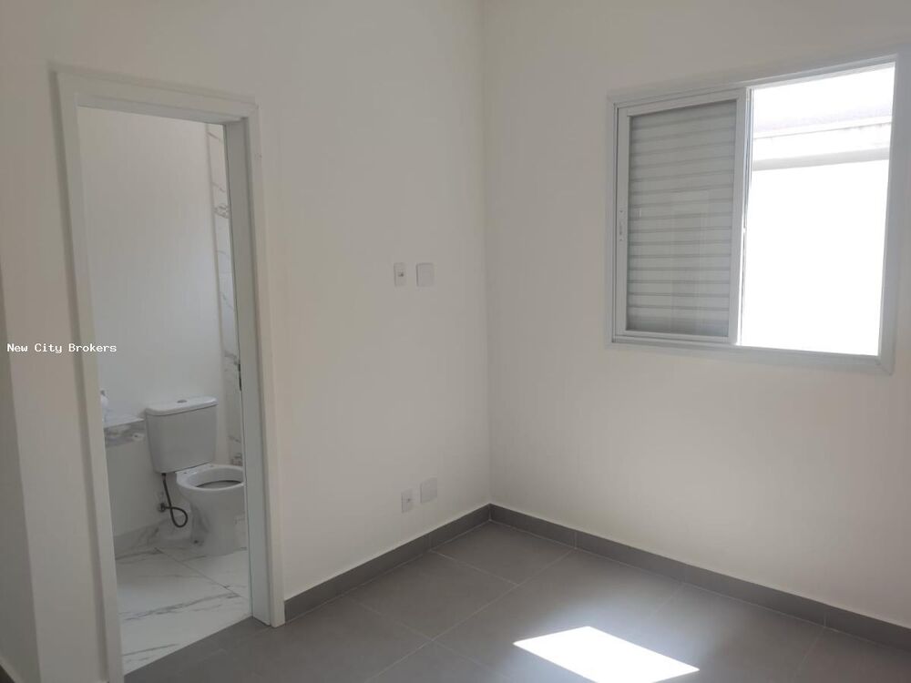 Casa de Condomínio à venda com 3 quartos, 300m² - Foto 5