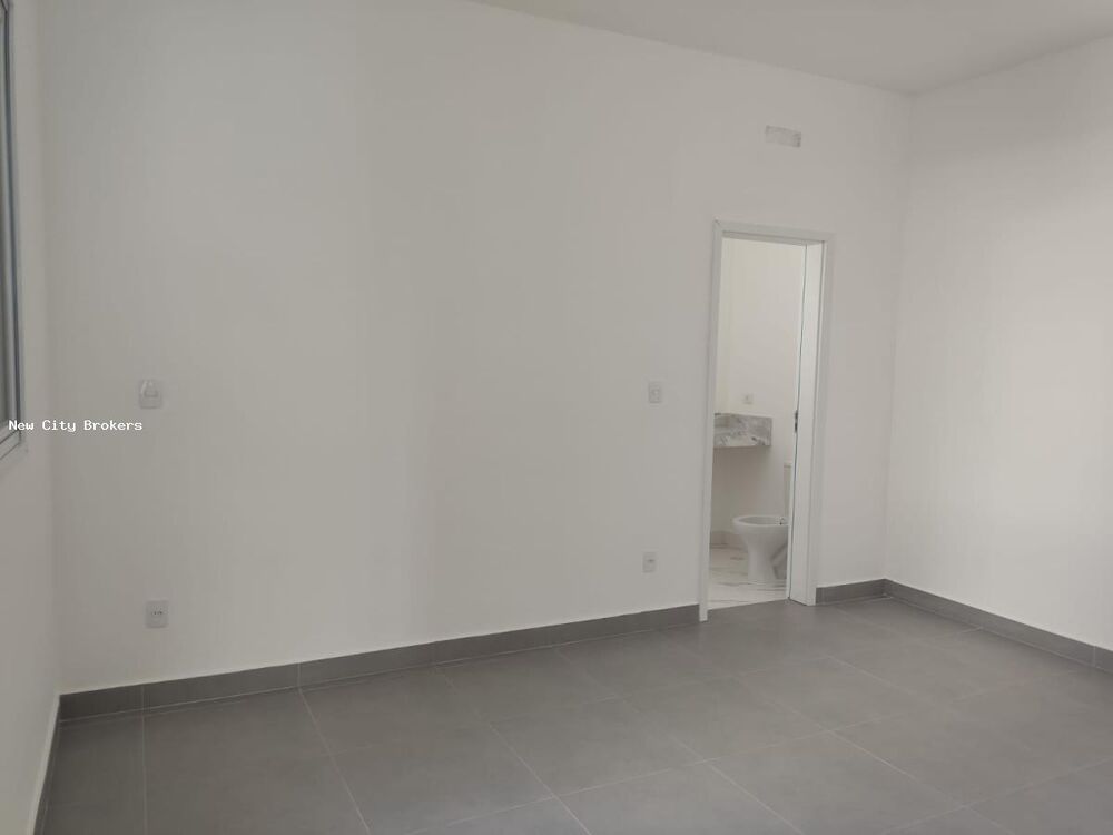 Casa de Condomínio à venda com 3 quartos, 300m² - Foto 1
