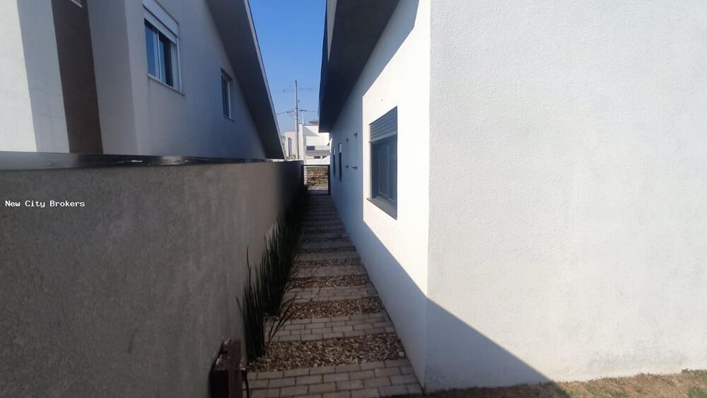 Casa de Condomínio à venda com 3 quartos, 300m² - Foto 6