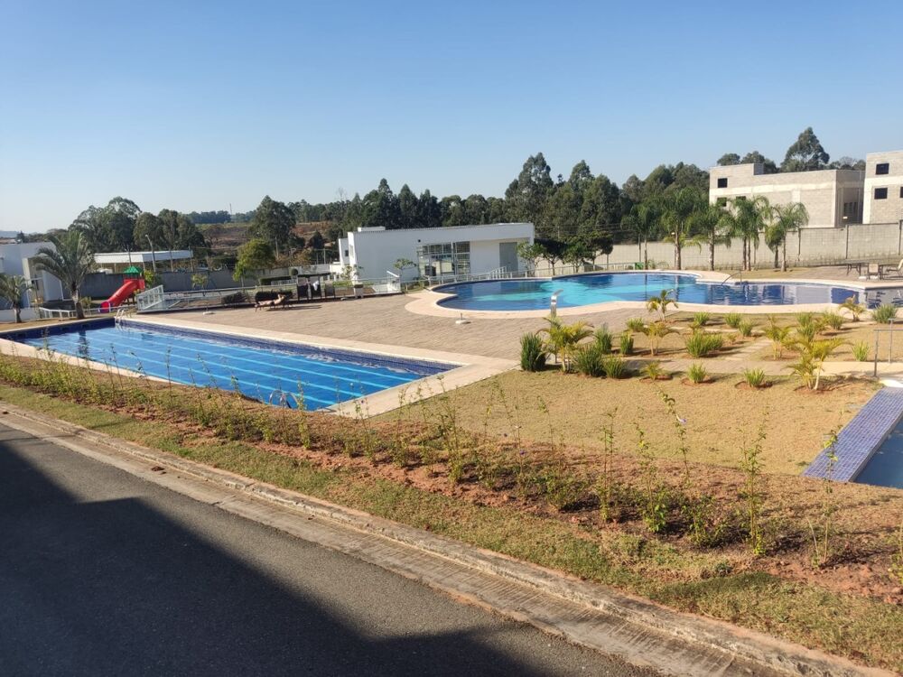 Casa de Condomínio à venda com 3 quartos, 300m² - Foto 4