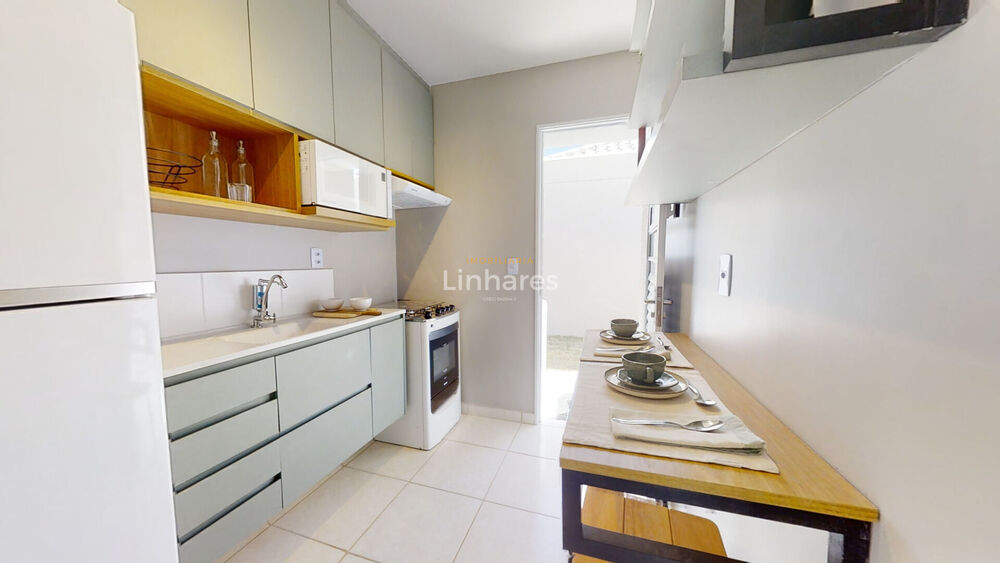 Casa à venda com 2 quartos, 46m² - Foto 2