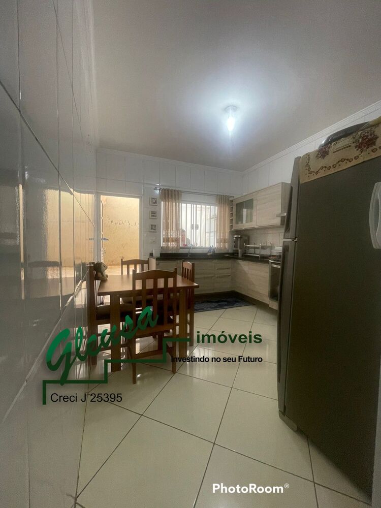 Casa, 3 quartos, 100 m² - Foto 2