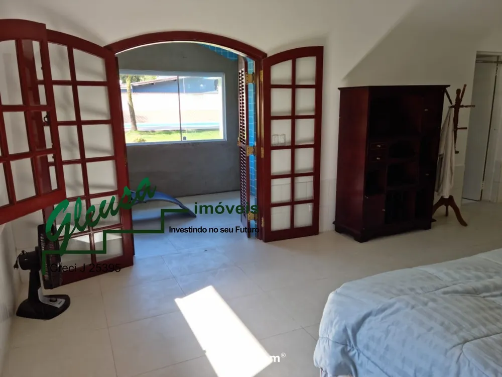 Casa, 3 quartos, 240 m² - Foto 4