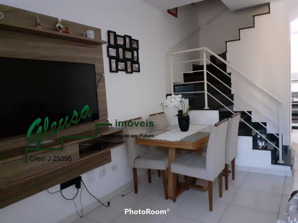 Casa, 2 quartos, 67 m² - Foto 1