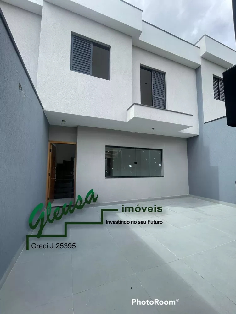 Casa à venda com 3 quartos, 86m² - Foto 2