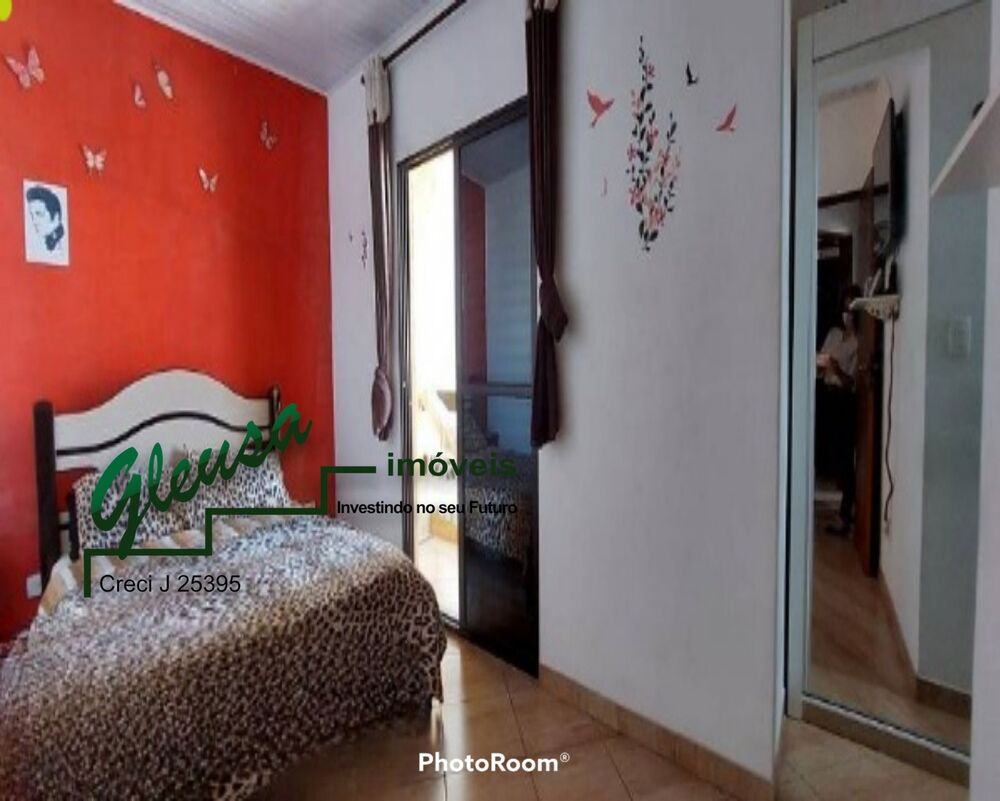 Casa, 3 quartos, 223 m² - Foto 2