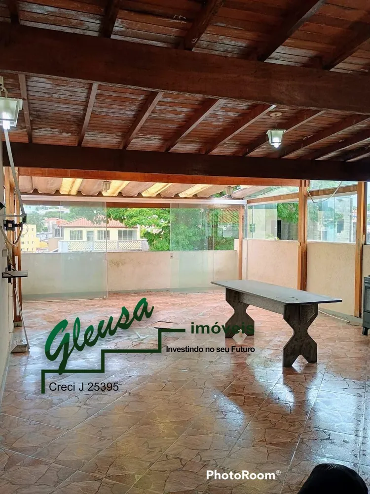 Casa, 3 quartos, 198 m² - Foto 2