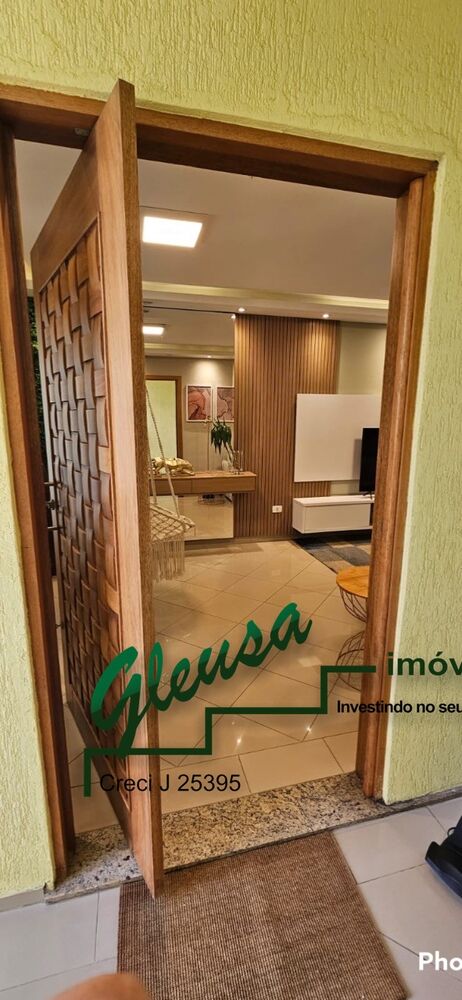 Casa, 3 quartos, 180 m² - Foto 1