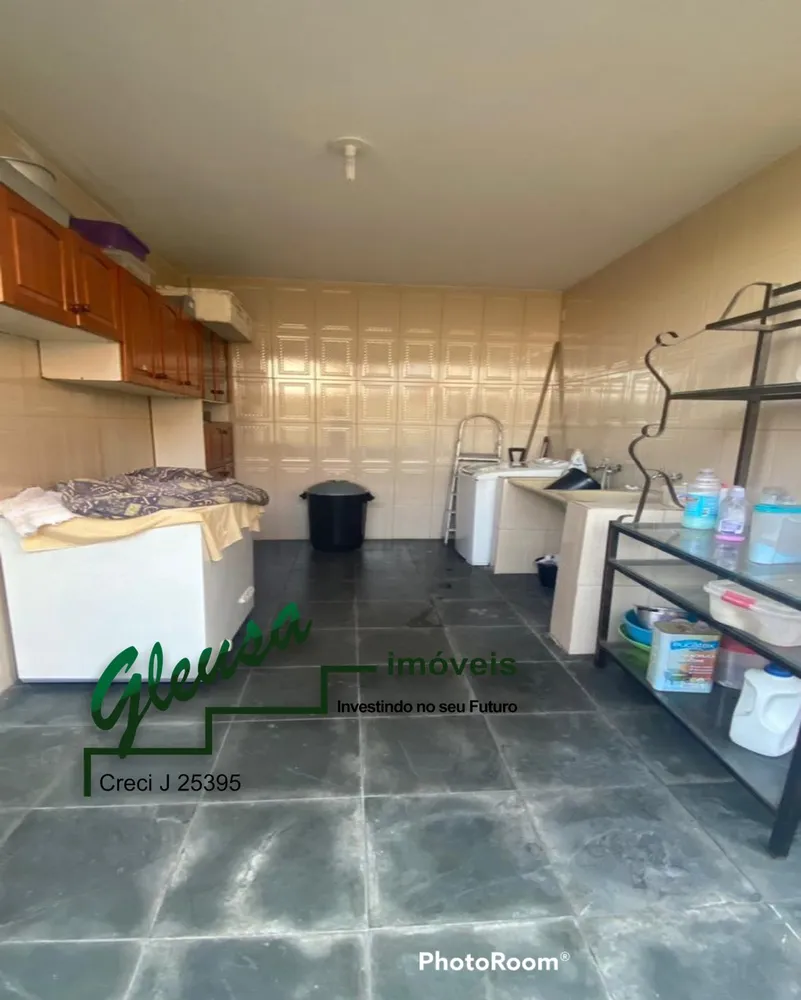 Casa, 8 quartos, 196 m² - Foto 4