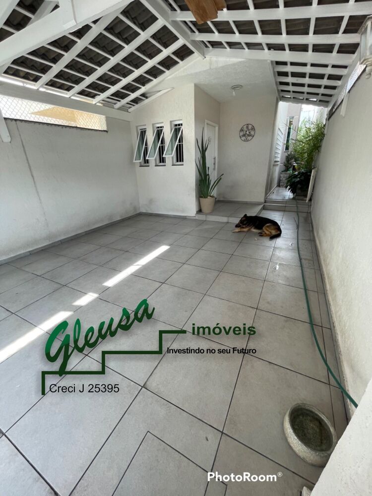 Casa, 3 quartos, 128 m² - Foto 1