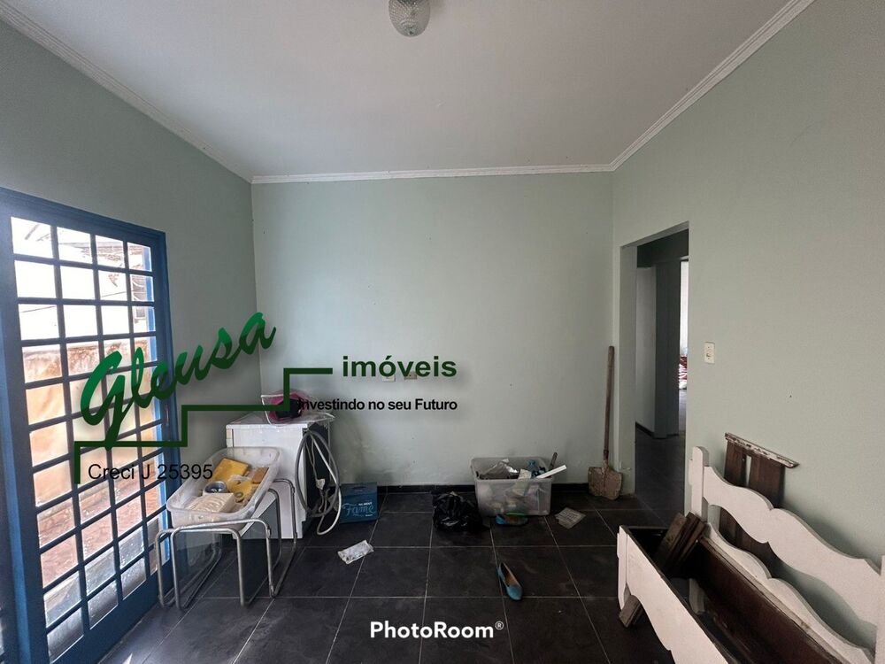 Casa, 2 quartos, 190 m² - Foto 1