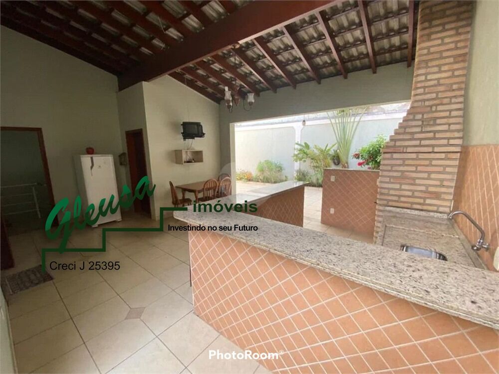 Casa, 4 quartos, 358 m² - Foto 1