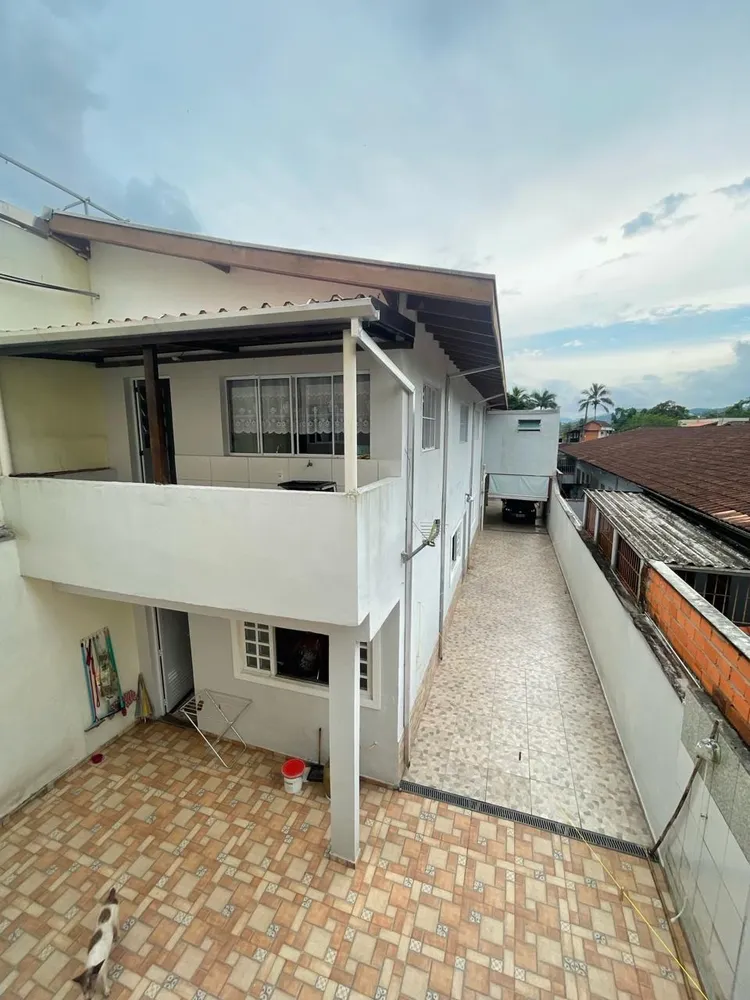 Casa, 5 quartos, 227 m² - Foto 3