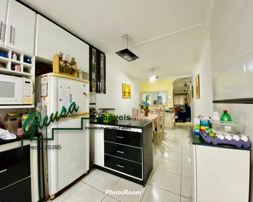 Casa, 3 quartos, 180 m² - Foto 1