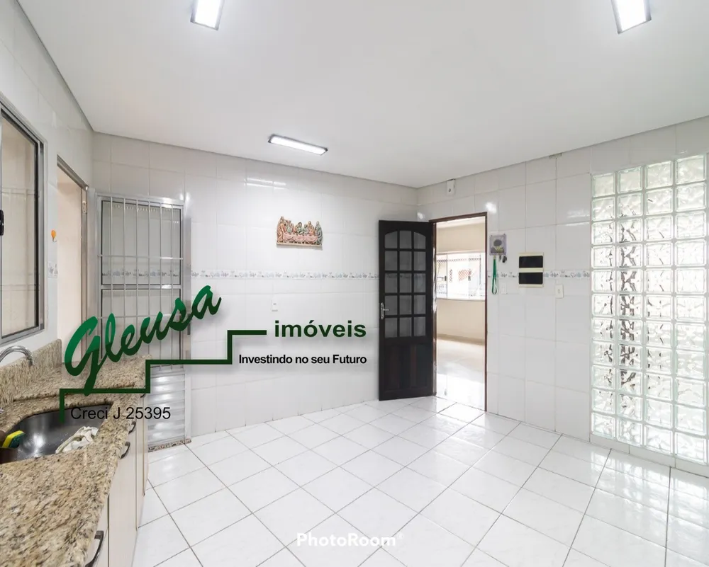 Casa, 3 quartos, 200 m² - Foto 2