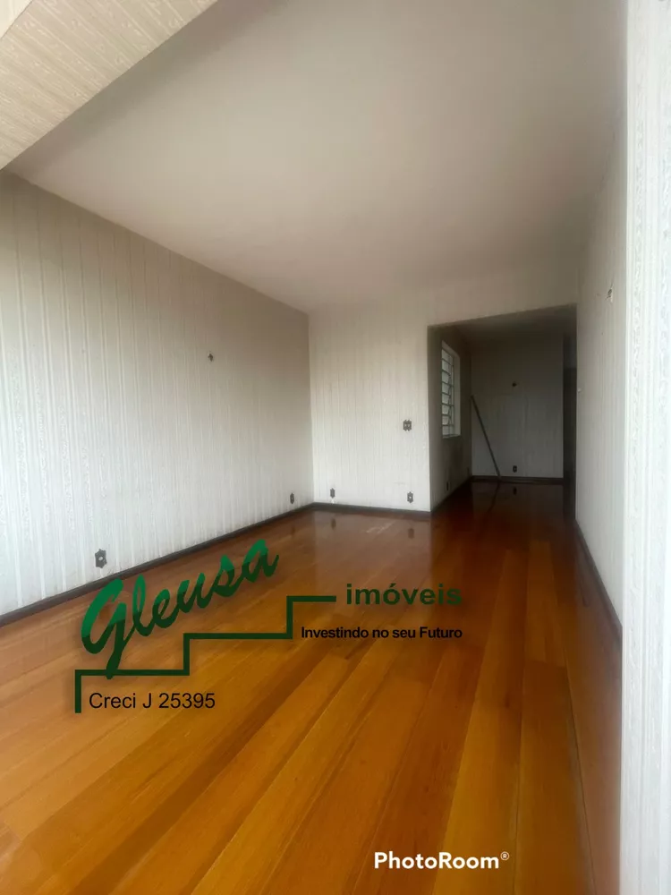 Apartamento à venda com 3 quartos, 126m² - Foto 4