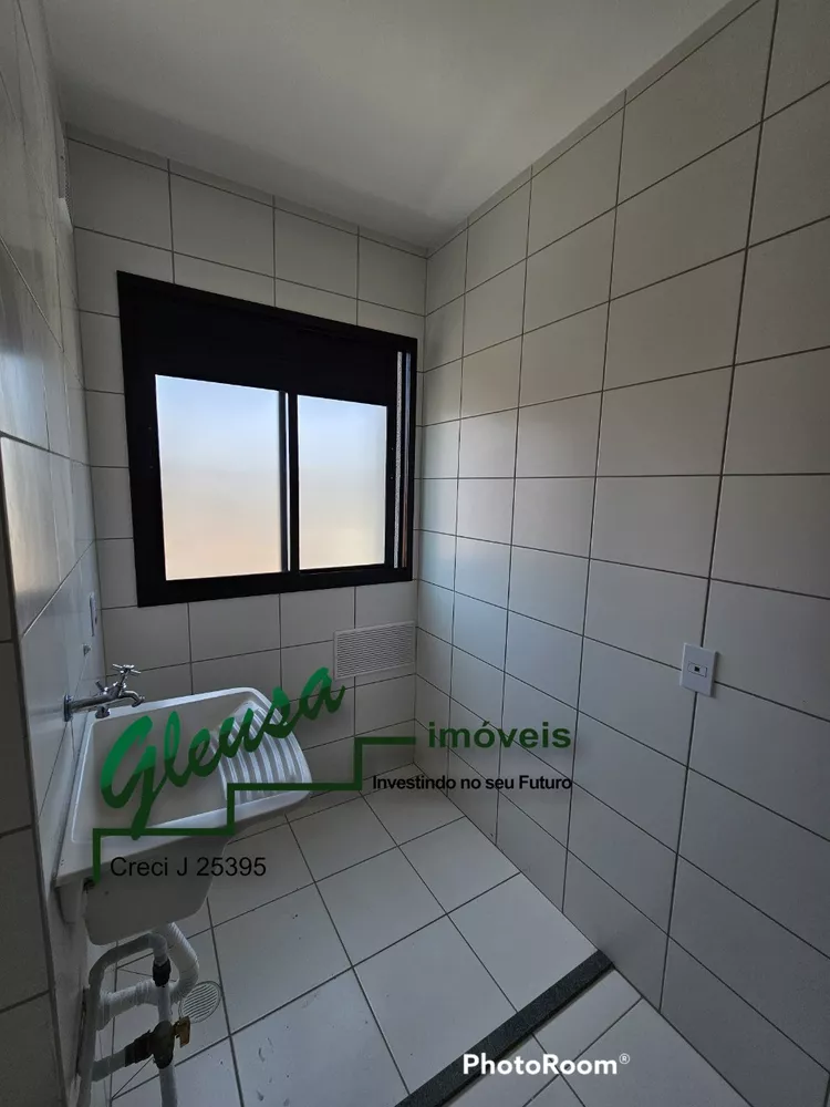 Apartamento à venda com 2 quartos, 37m² - Foto 3