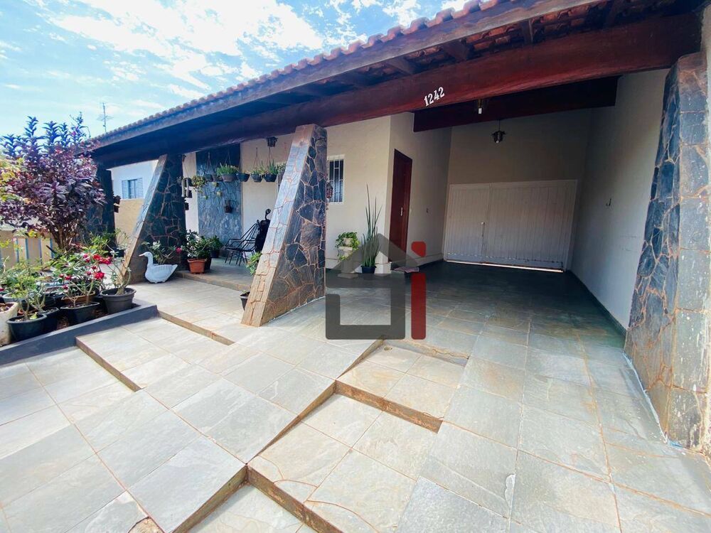 Casa, 3 quartos - Foto 2