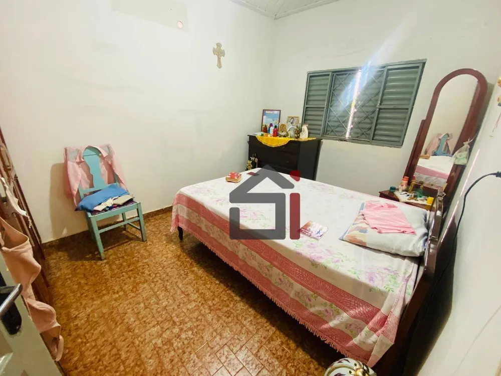 Casa, 3 quartos, 247 m² - Foto 4