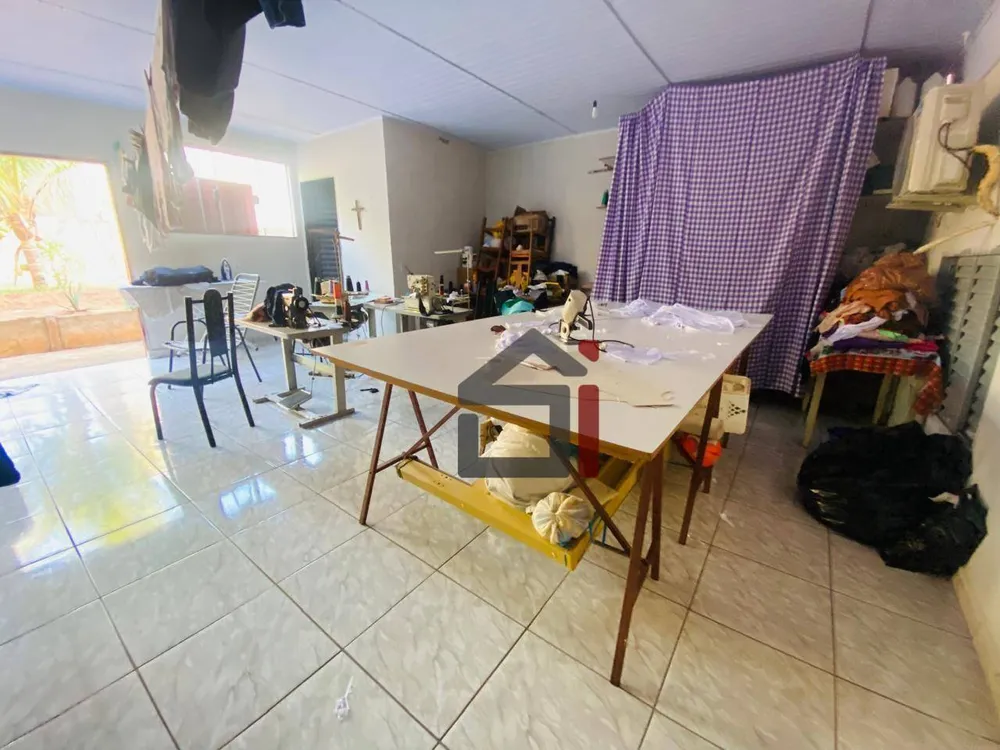 Casa, 3 quartos, 247 m² - Foto 11