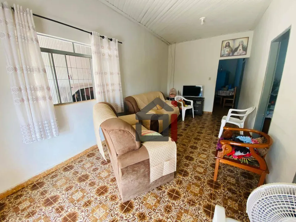 Casa, 3 quartos, 247 m² - Foto 3