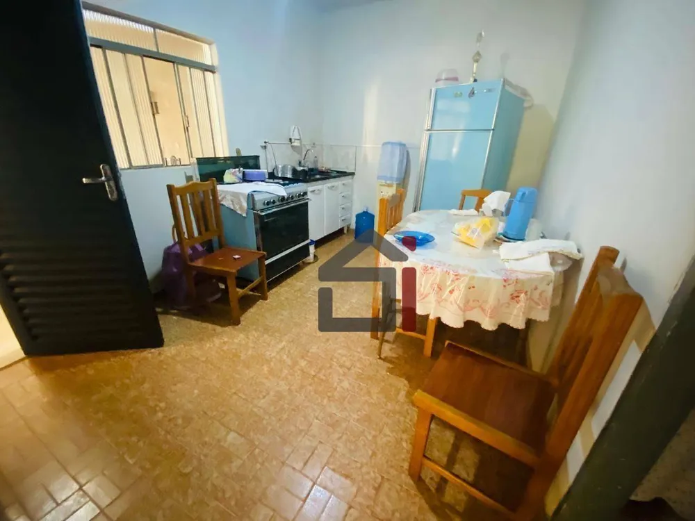 Casa, 3 quartos, 247 m² - Foto 8