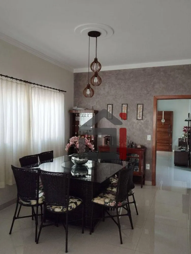 Casa, 3 quartos, 195 m² - Foto 10