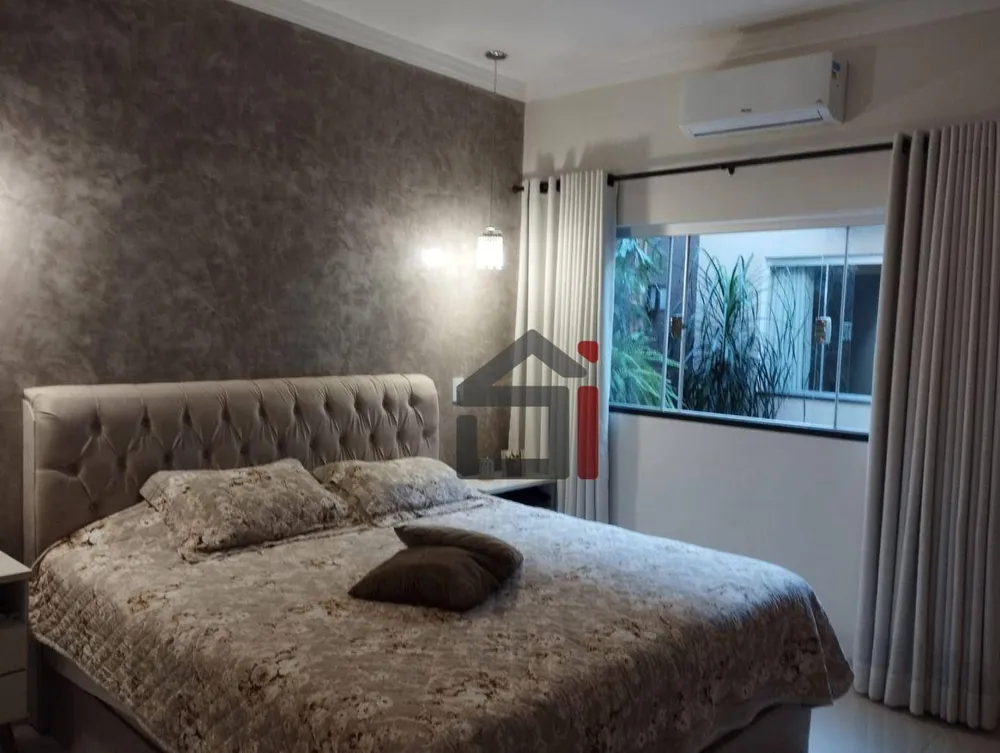 Casa, 3 quartos, 195 m² - Foto 3