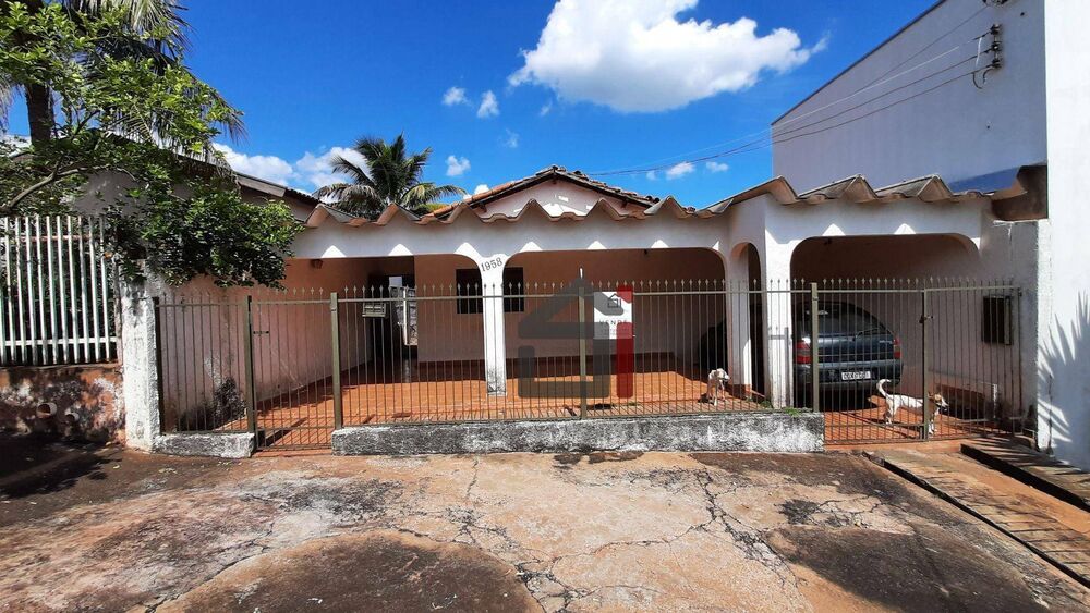 Casa, 2 quartos, 129 m² - Foto 1