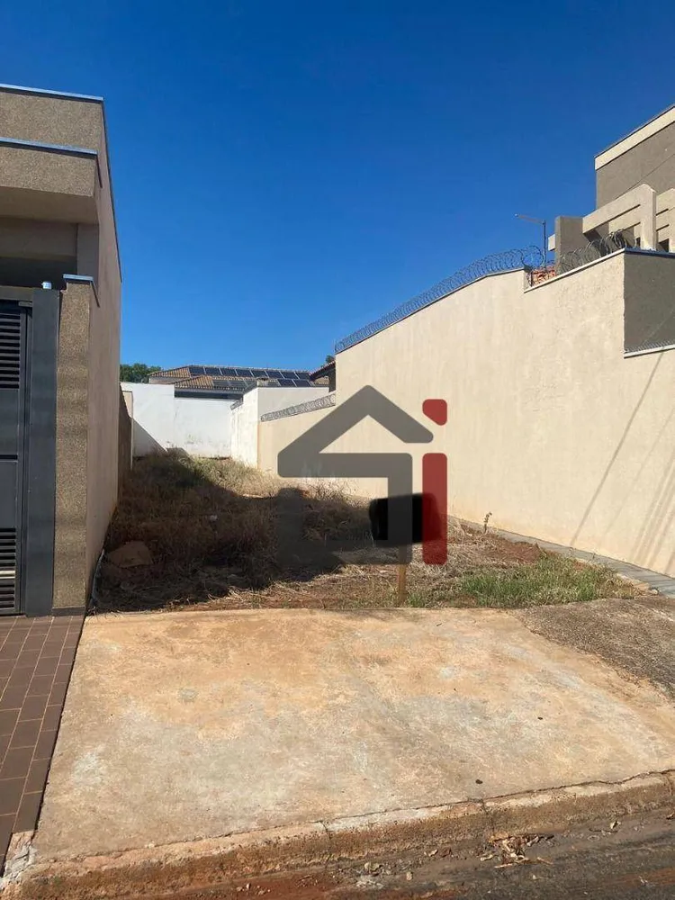 Terreno, 210 m² - Foto 1