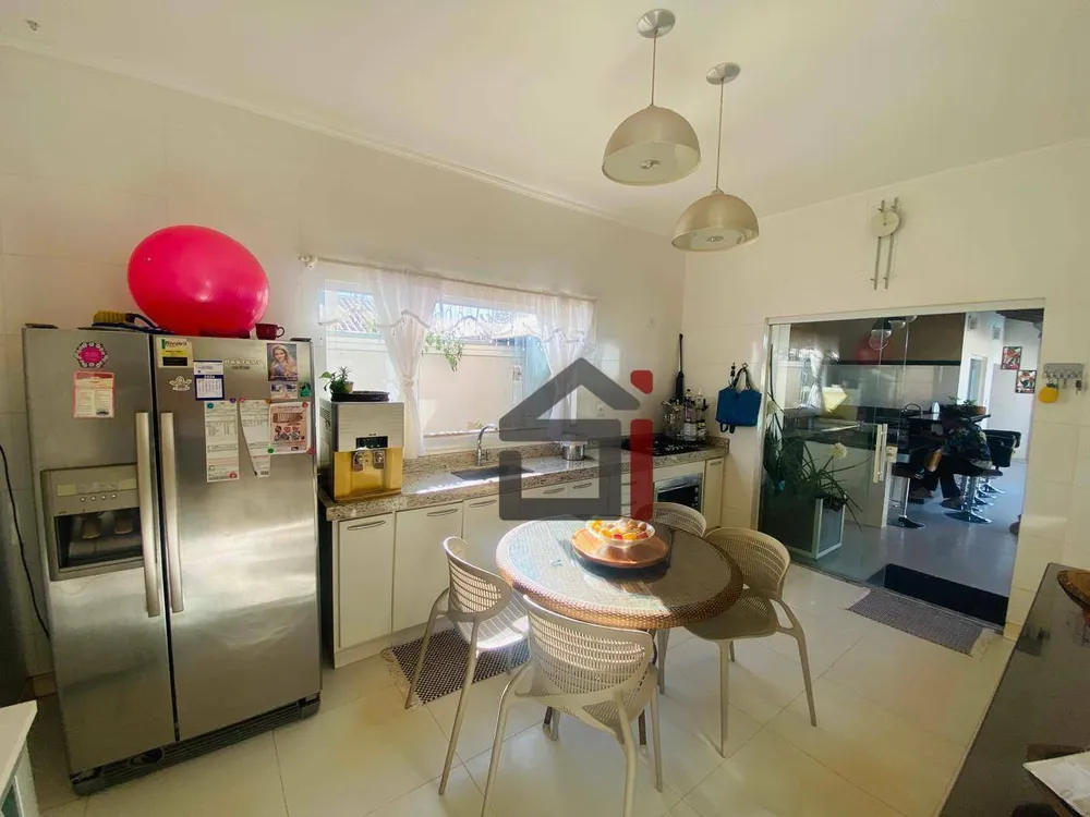 Casa, 3 quartos, 316 m² - Foto 17