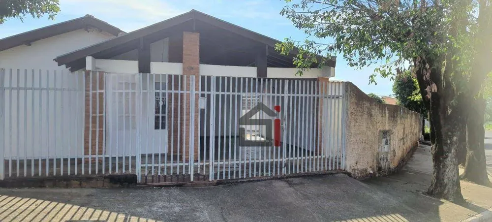 Casa, 3 quartos, 142 m² - Foto 1