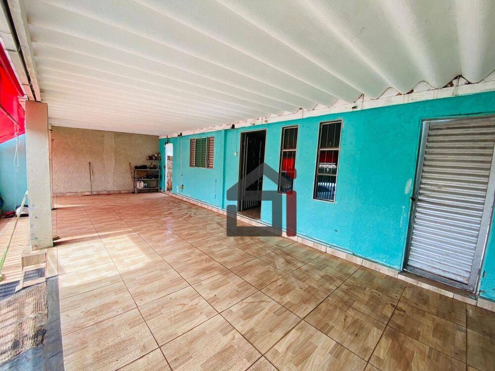 Casa à venda com 3 quartos - Foto 2