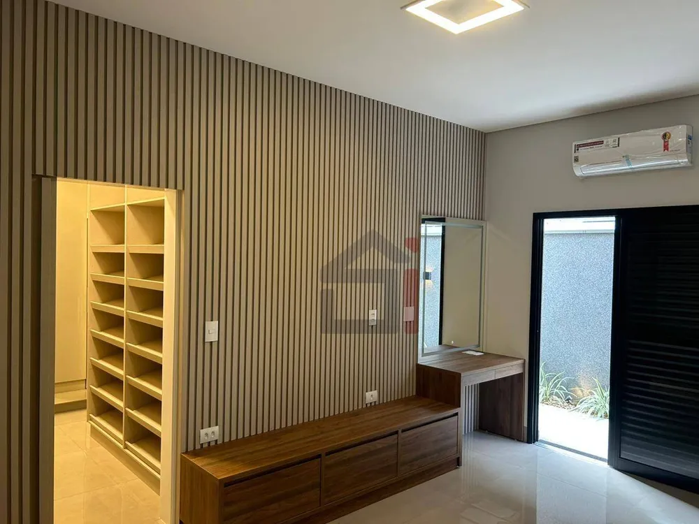 Casa, 3 quartos, 244 m² - Foto 4