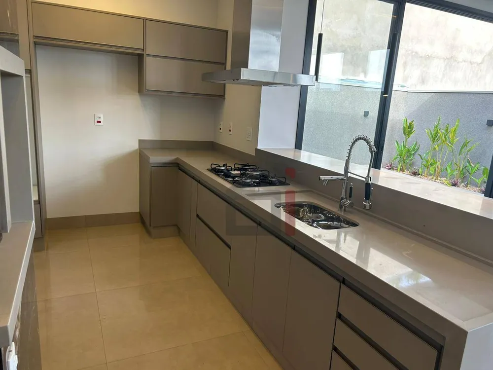 Casa, 3 quartos, 244 m² - Foto 6