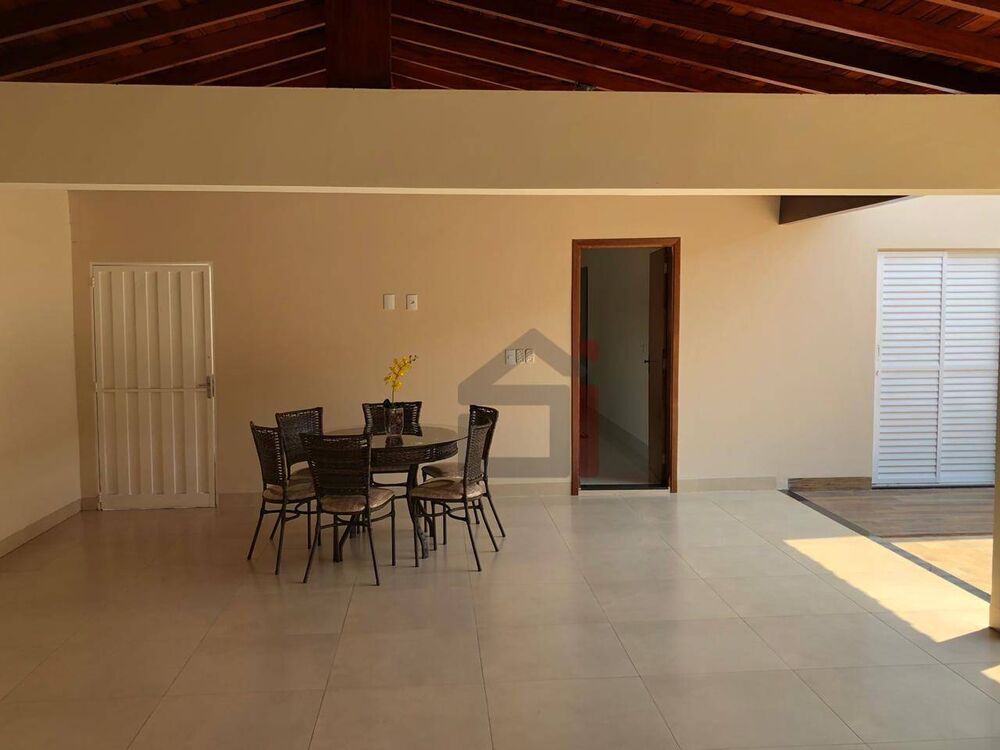 Casa, 5 quartos, 230 m² - Foto 3