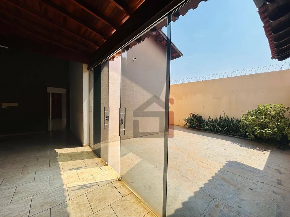 Casa, 3 quartos, 232 m² - Foto 4