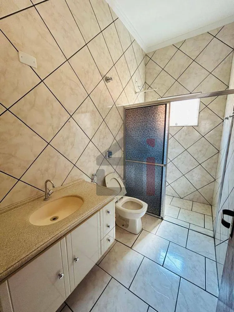 Casa, 3 quartos, 232 m² - Foto 2