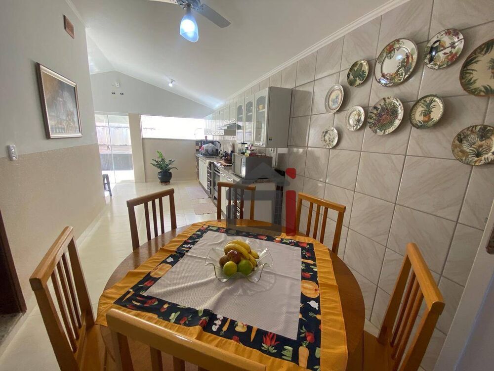 Casa, 3 quartos, 254 m² - Foto 13