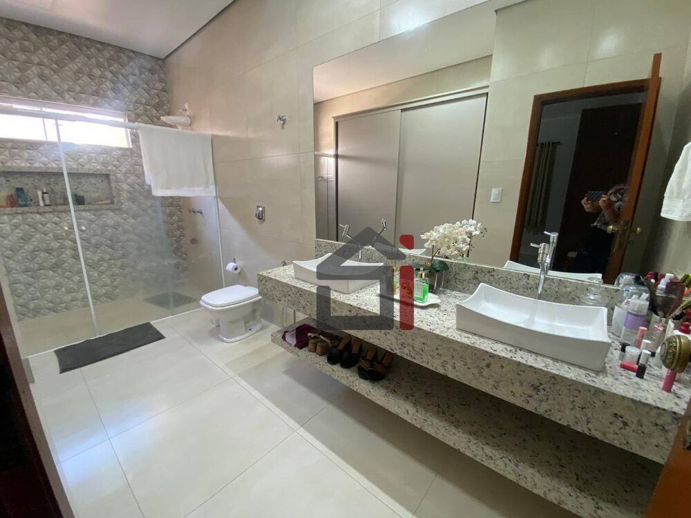 Casa, 3 quartos, 254 m² - Foto 8