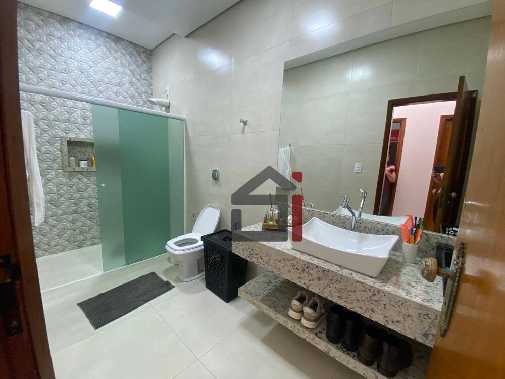 Casa, 3 quartos, 254 m² - Foto 10