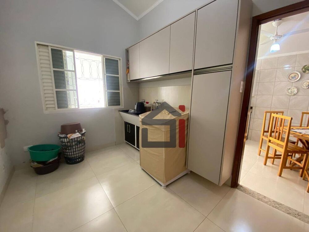 Casa, 3 quartos, 254 m² - Foto 14