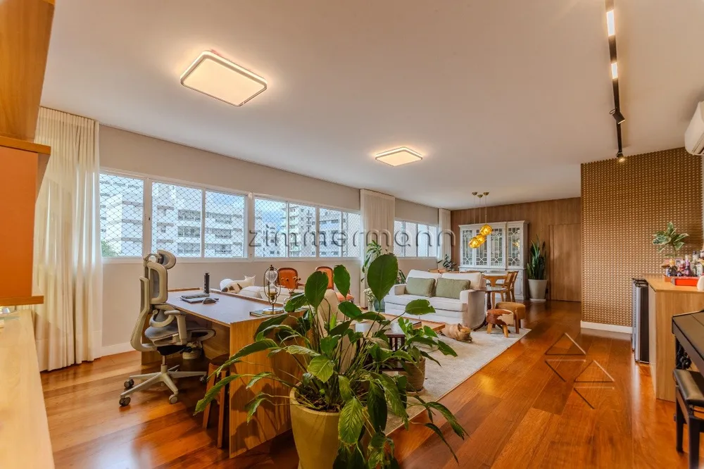 Apartamento, 3 quartos, 220 m² - Foto 1