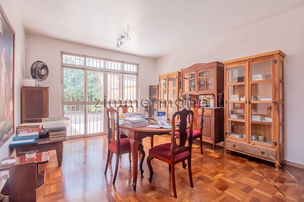 Casa, 3 quartos, 237 m² - Foto 1