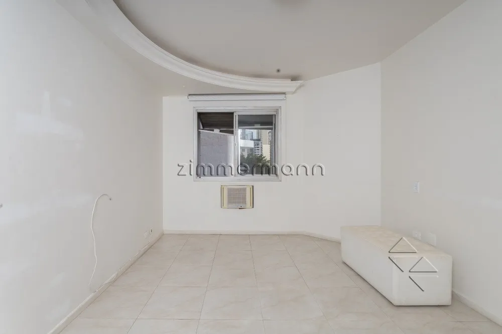 Apartamento, 3 quartos, 232 m² - Foto 3