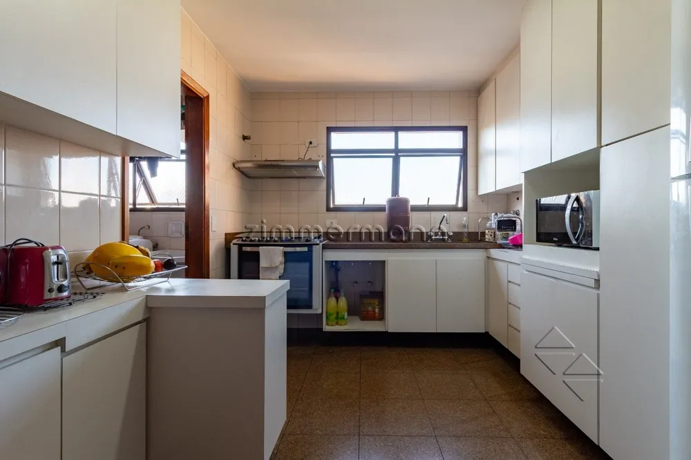 Cobertura, 3 quartos, 246 m² - Foto 8